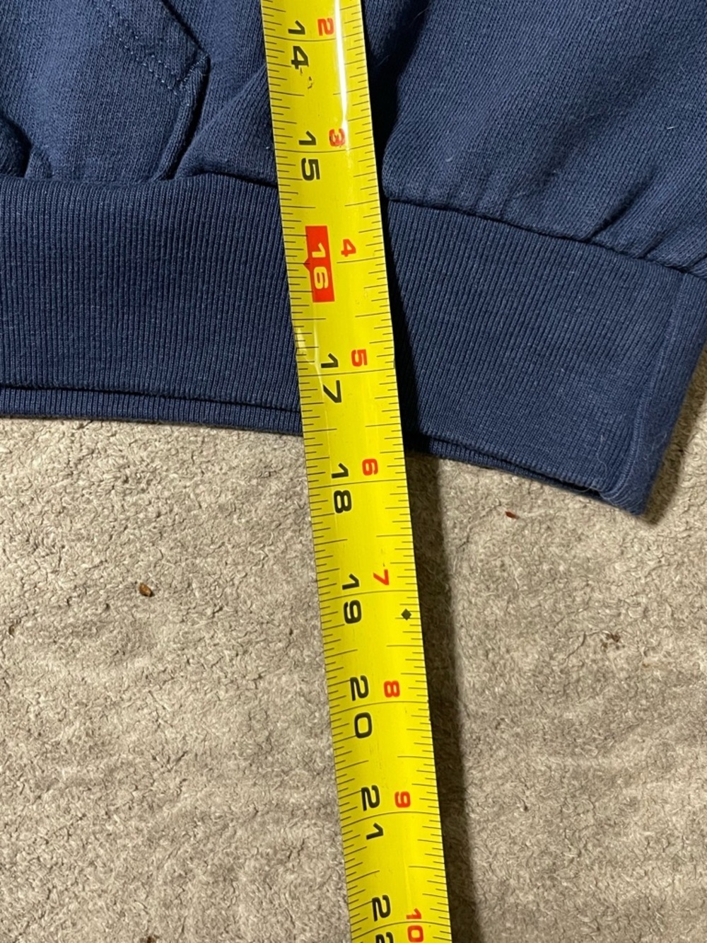 NWOT - LEVIS Cropped Hoodie - Picture 5 of 6